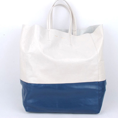 셀린느 숄더백 화이트 미듐