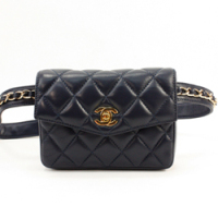 샤넬 램스킨 미니 힙색 네이비