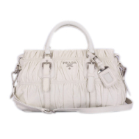 프라다 고프레 BN1407 램스킨 화이트