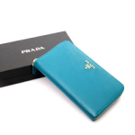 프라다 장지갑 1M0506-블루 페이던트