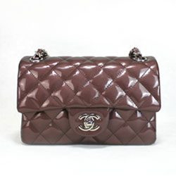 샤넬 클래식 페이던트 신상 브라운