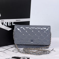 샤넬 WOC 페이던트 그레이