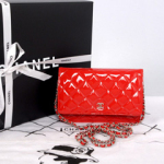 샤넬 페이던트 WOC 레드 /은장