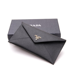 프라다 1M1175 봉투지갑 블랙