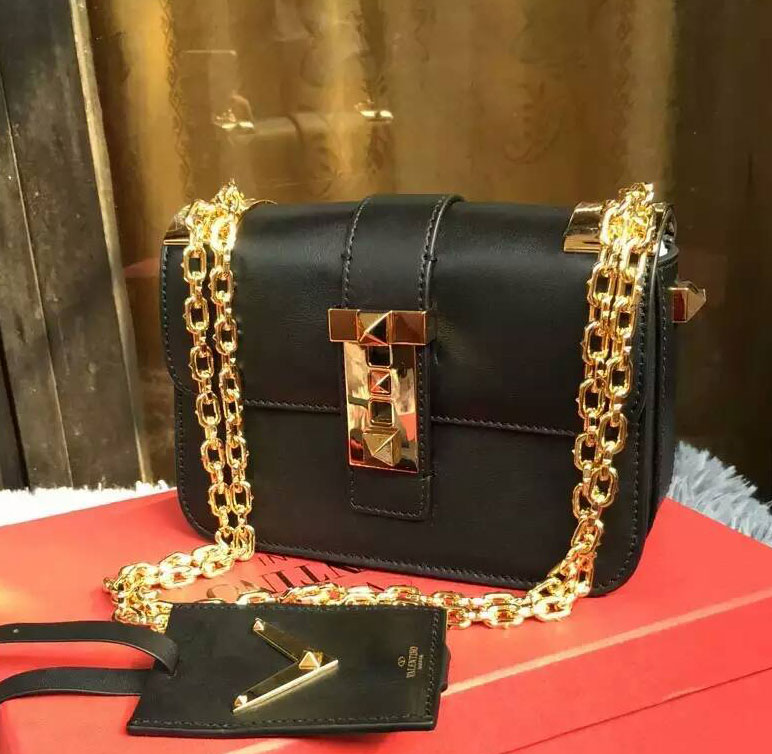 발렌티노 금장 체인 크로스백 블랙