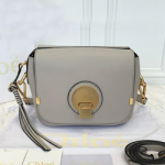 끌로에  63022 그레이