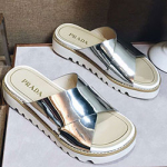 프라다 슬리퍼 실버