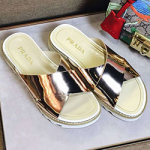 프라다 슬리퍼 골드