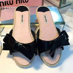 미우미우 플라워 샌들 블랙