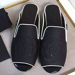 샤넬 슈즈 블랙