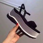 미우미우 샌들 실버