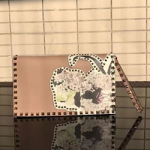 발렌티노 락스터드 클러치 가방