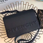 지방시 신상 가방