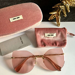 미우미우  M-6565