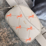 끌로에 벨트 백 G-1900315