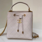 샤넬 드로스트링 핸드백 AS0310