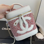 샤넬 드로스트링 핸드백 AS0323-1