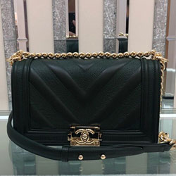 샤넬 플랩 보이백 25cm 190822