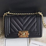  샤넬 보이백 캐비어 플랩백 20cm 190910