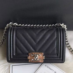  샤넬 보이백 캐비어 플랩백 20cm 190910