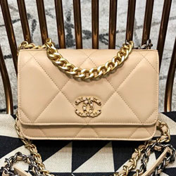 샤넬 19 WOC백 AS1164