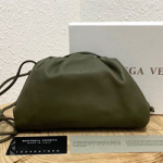 보테가 베네타 클러치 576227