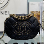 샤넬 카메라 케이스 AS200431