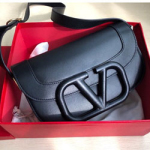 발렌티노 크로스백 VA200431