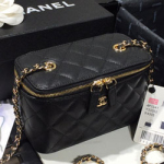 샤넬 화장품 가방 AS200507