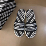 지방시 G-56746547