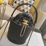 샤넬 버킷백 AS0619