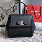 페레가모 토트숄더백 21G646 18cm B