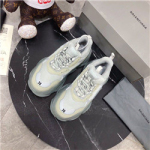 발렌시아가  B-56573