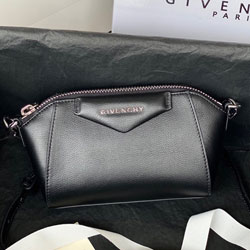  지방시 크로스백 201021