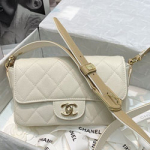 샤넬 플랩 백 AS2273