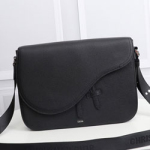 크리스찬디올 크로스백 DR210528