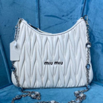 미우미우 숄더백  5BH189