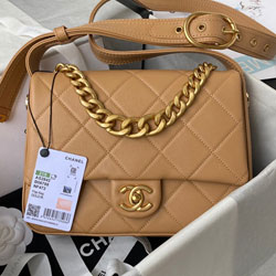 샤넬 플랩 백 AS2842