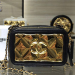 샤넬  코스메틱 케이스 AP2393