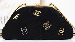 샤넬 클러치백 AS2137