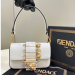 펜디 핸드백 8563