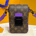 루이비통 S락 버티컬 웨어러블 월릿 M81522