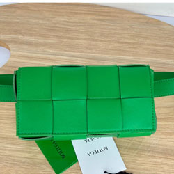 보테가베네타 벨트백 BV639368