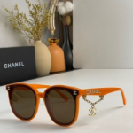 샤넬  CH-748347