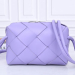 보테가베네타 크로스백 709417