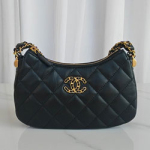 샤넬 핸드백 AS4422M