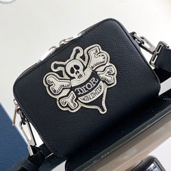 크리스찬디올 숄더백 M760201