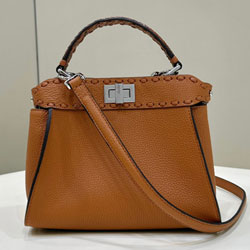 펜디 핸드백 8615