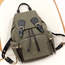 버버리 백팩 623159