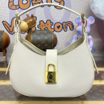 루이비통 로우 키 숄더 백 M24990